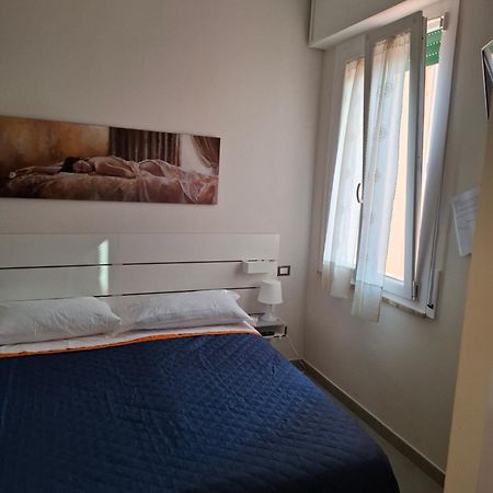 Fare Bnb - Room Del Parco Ρέτζιο Εμίλια Εξωτερικό φωτογραφία