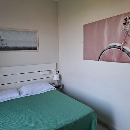 Fare Bnb - Room Del Parco Ρέτζιο Εμίλια Εξωτερικό φωτογραφία