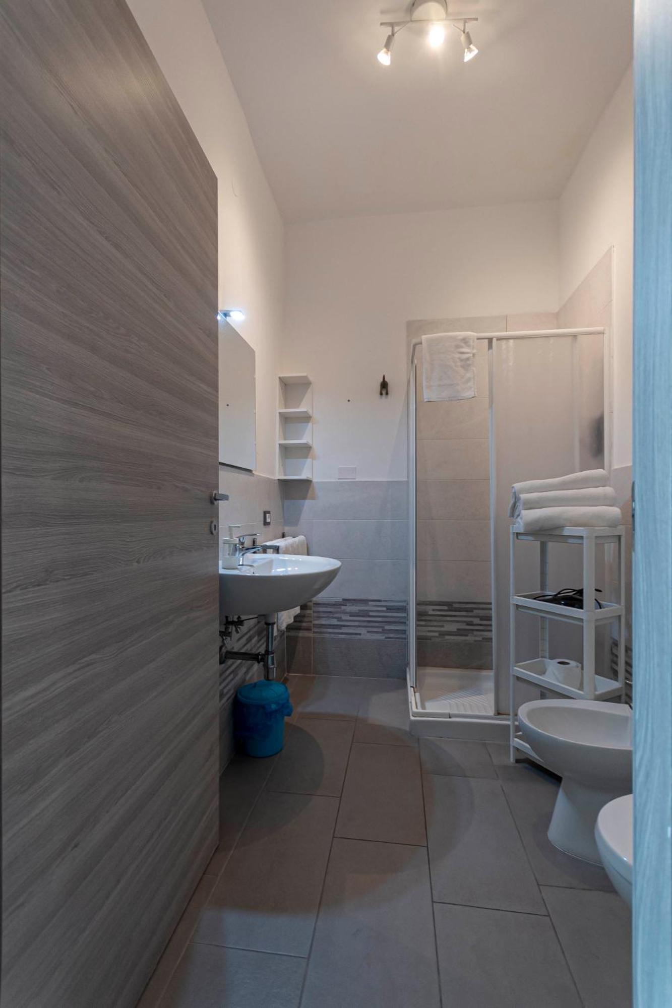 Fare Bnb - Room Del Parco Ρέτζιο Εμίλια Εξωτερικό φωτογραφία